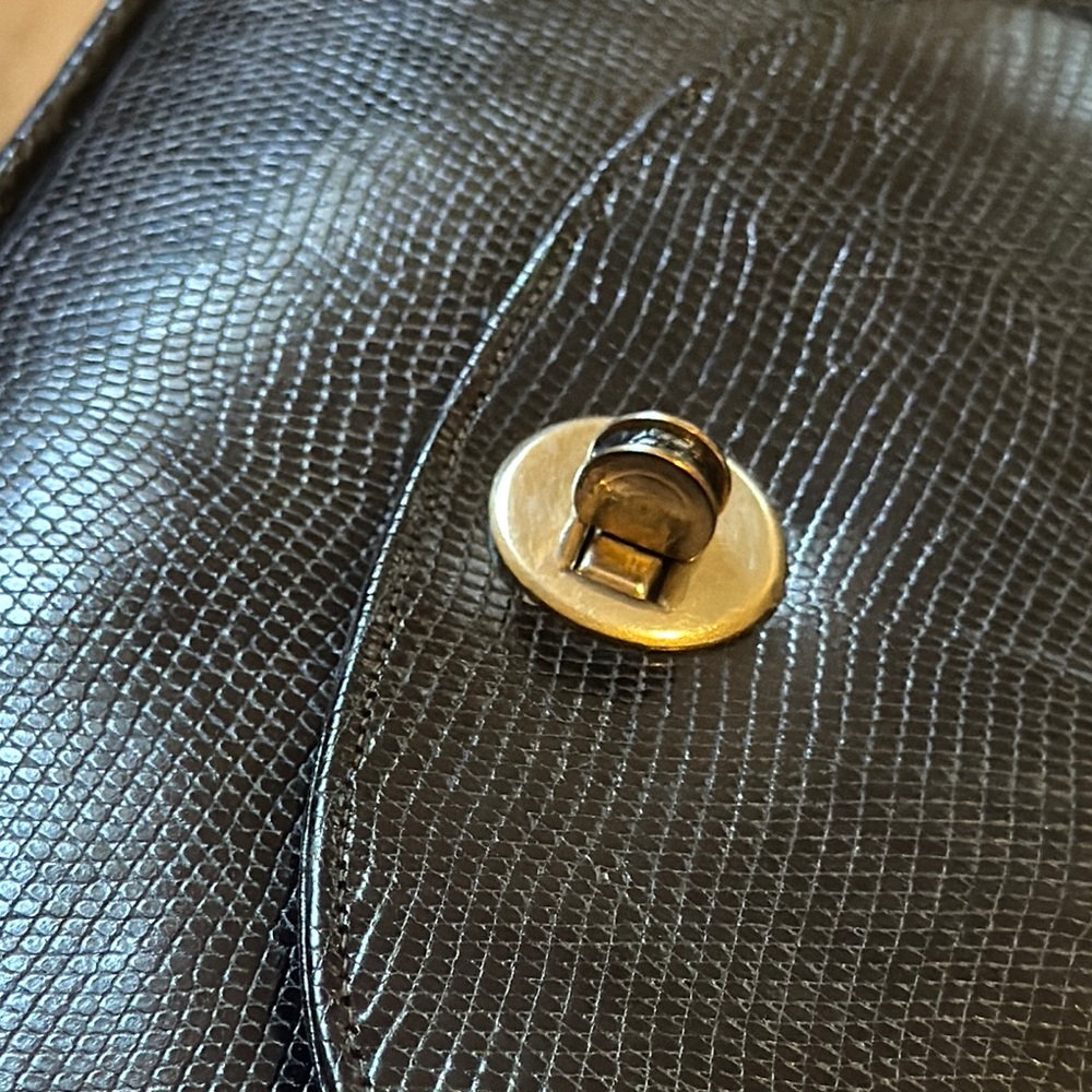 Vintage Black Reptile Leather Handbag - Picture 5 of 15